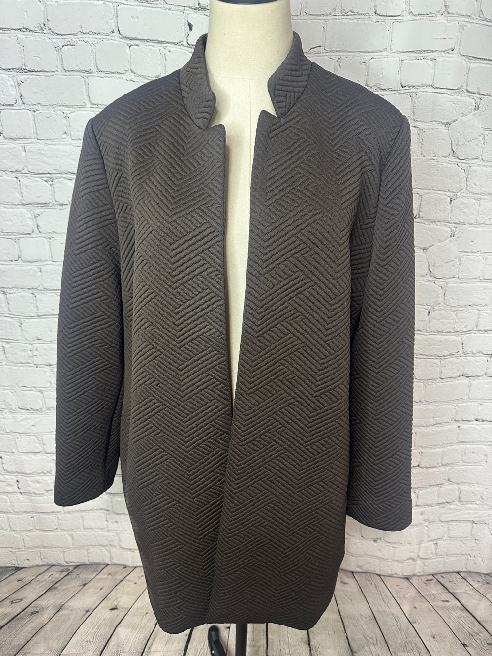 Chico's open-front textured topper jacket, Lined Chocolate Brown Size 3 or US 16